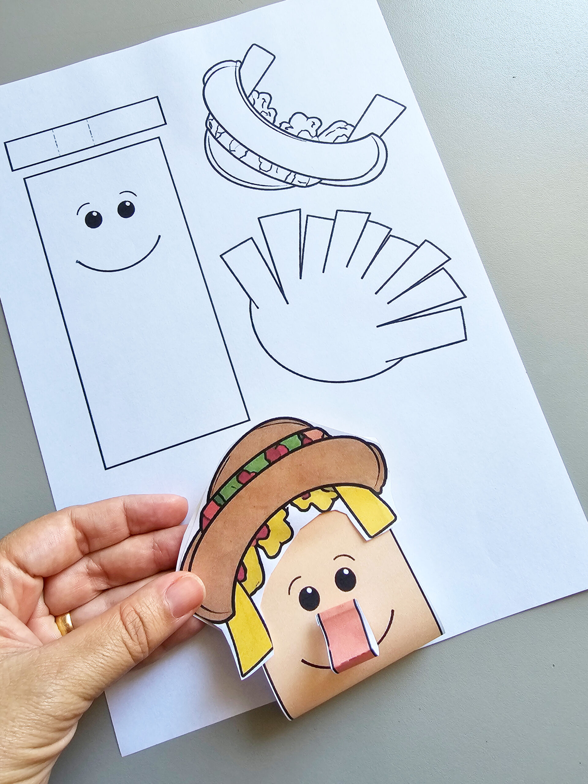 DOBRADURA DO ESPANTALHO – COLORIDO E PARA COLORIR | MATERIAL EM PDF