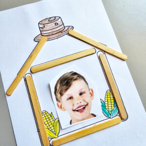 Alternative view of Casinha Junina Porta-Foto – Lembrancinha para Festa Junina | Atividade em PDF para Colorir e Montar